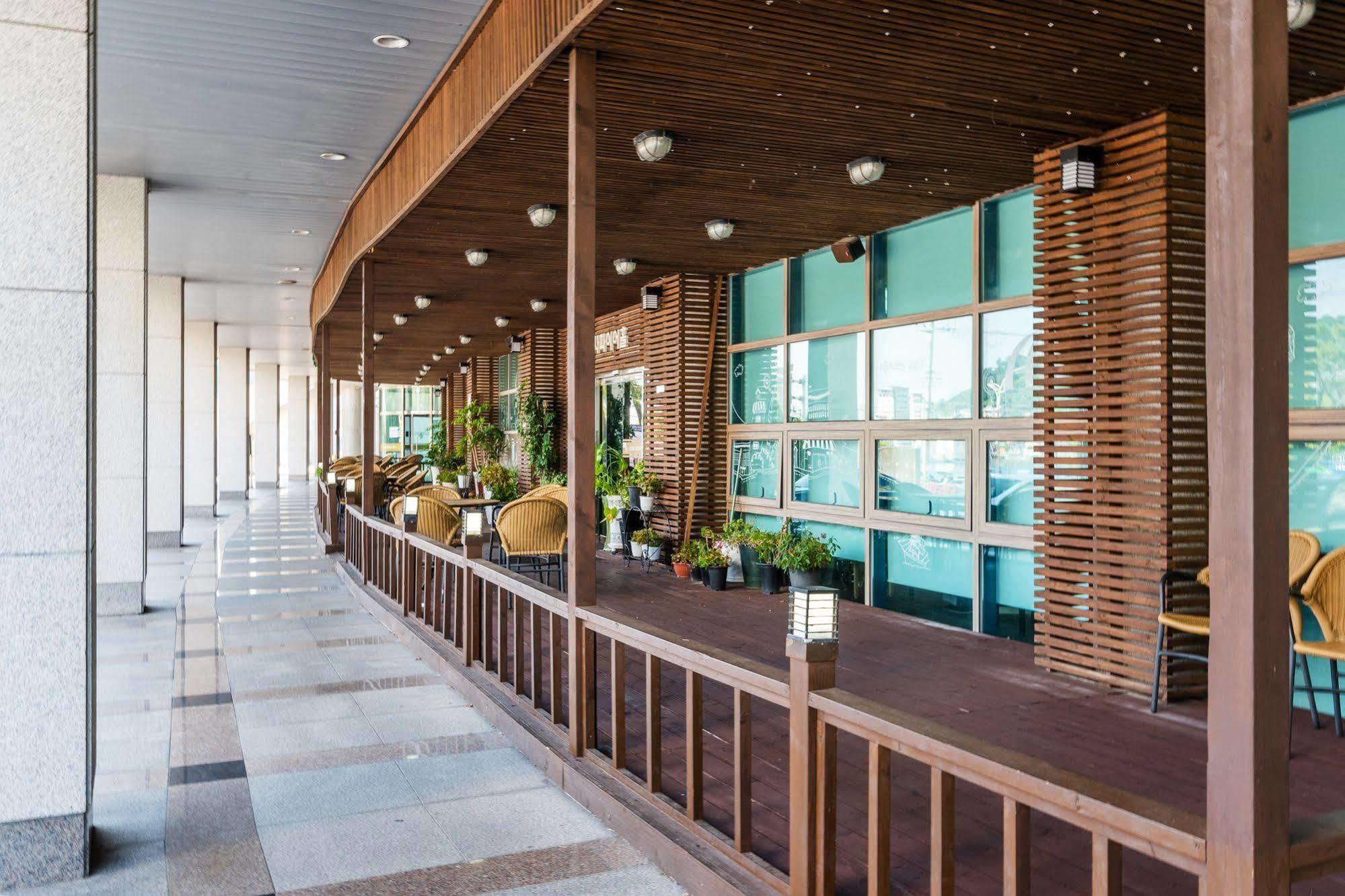 Hotel Homefourest Geoje Esterno foto
