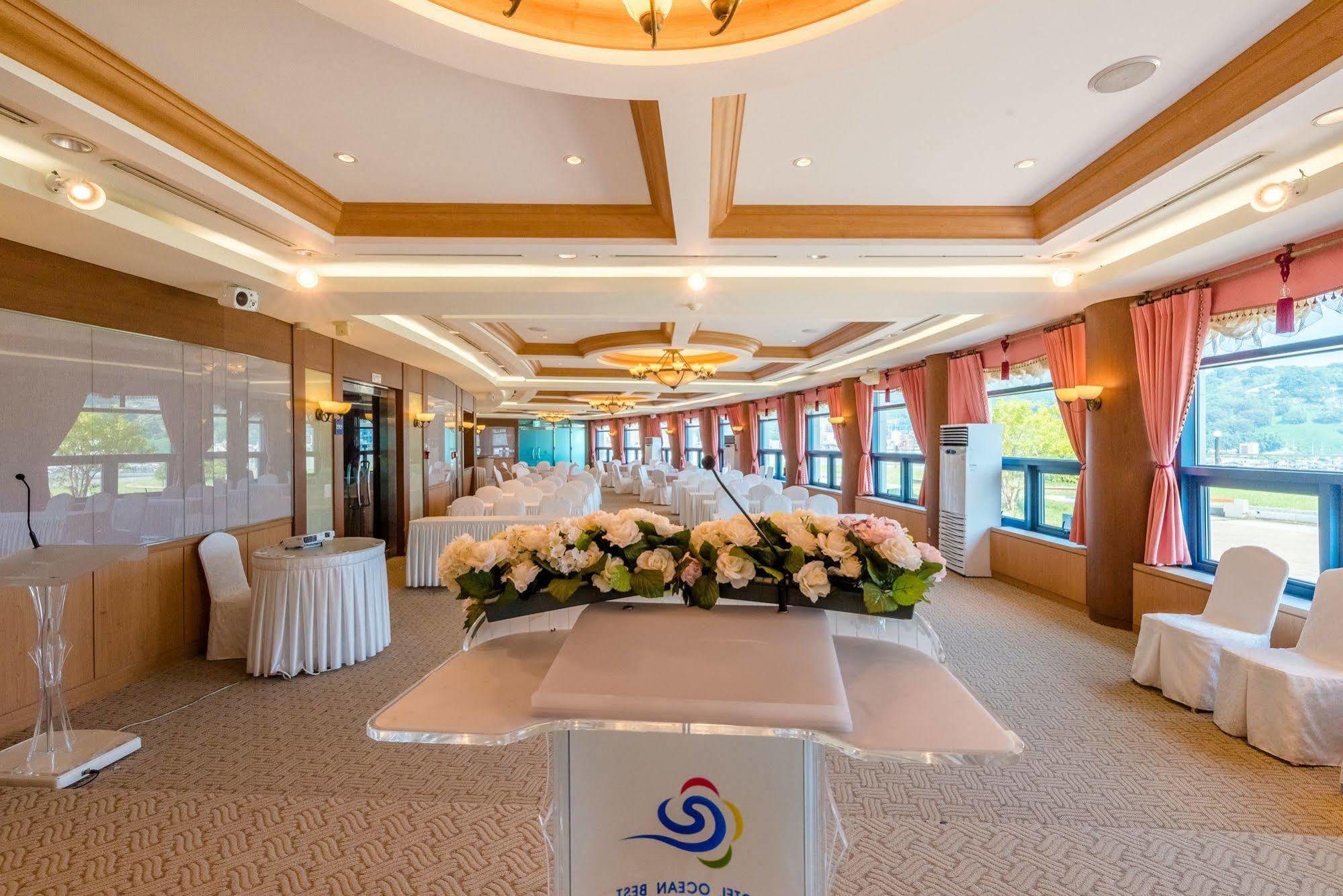 Hotel Homefourest Geoje Esterno foto